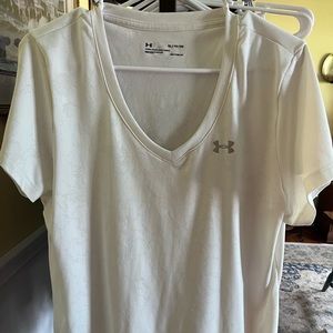 Under Armor Running Activewear Shirt Size XL